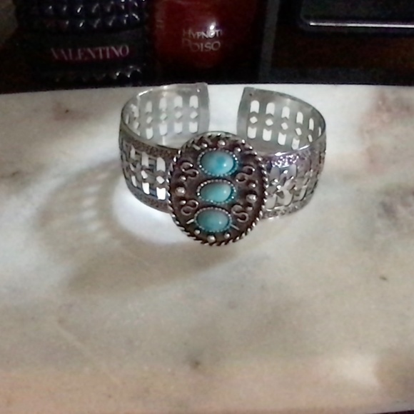 Silver Turquoise bangle - Picture 1 of 2